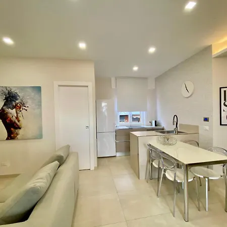 Lejlighed Le Con Terrazzo Abitare
